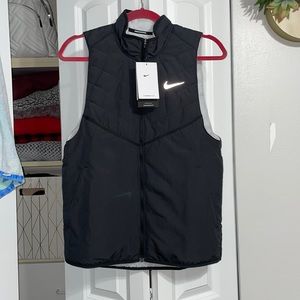 Nike thermal vest